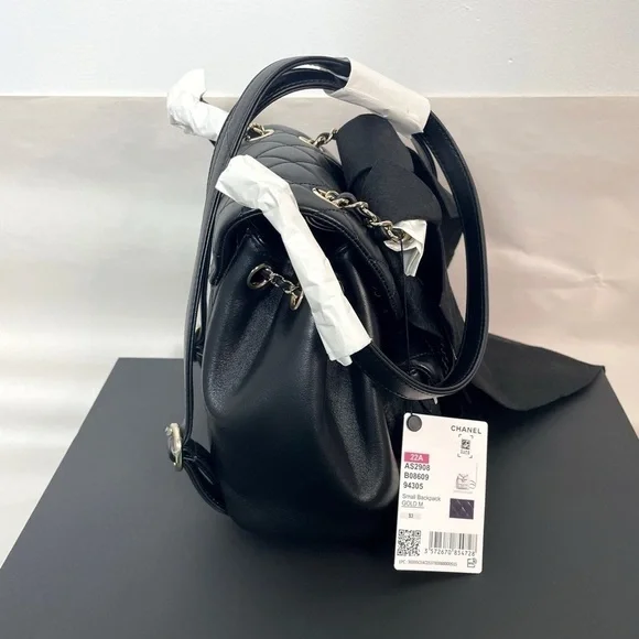 Chanel Lambskin CC Duma Backpack - Picture 4 of 8